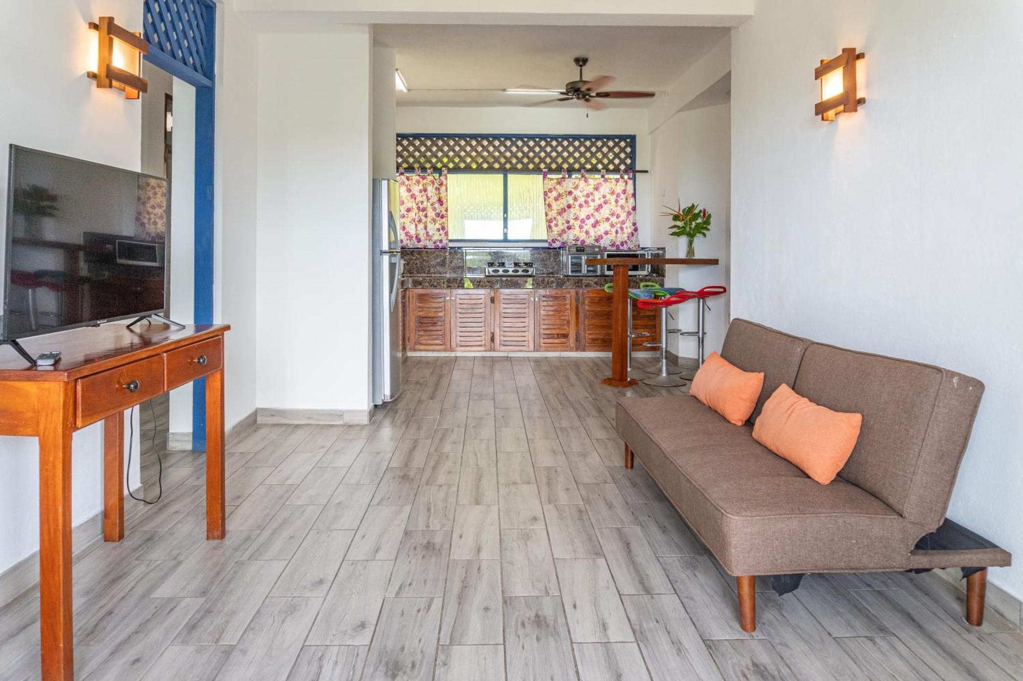 Mot Mot Vacation Apartment Samara Ngoại thất bức ảnh